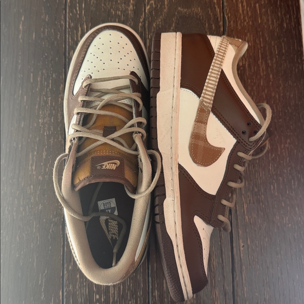 Nike Dual-Tone Brown and White Sneakers